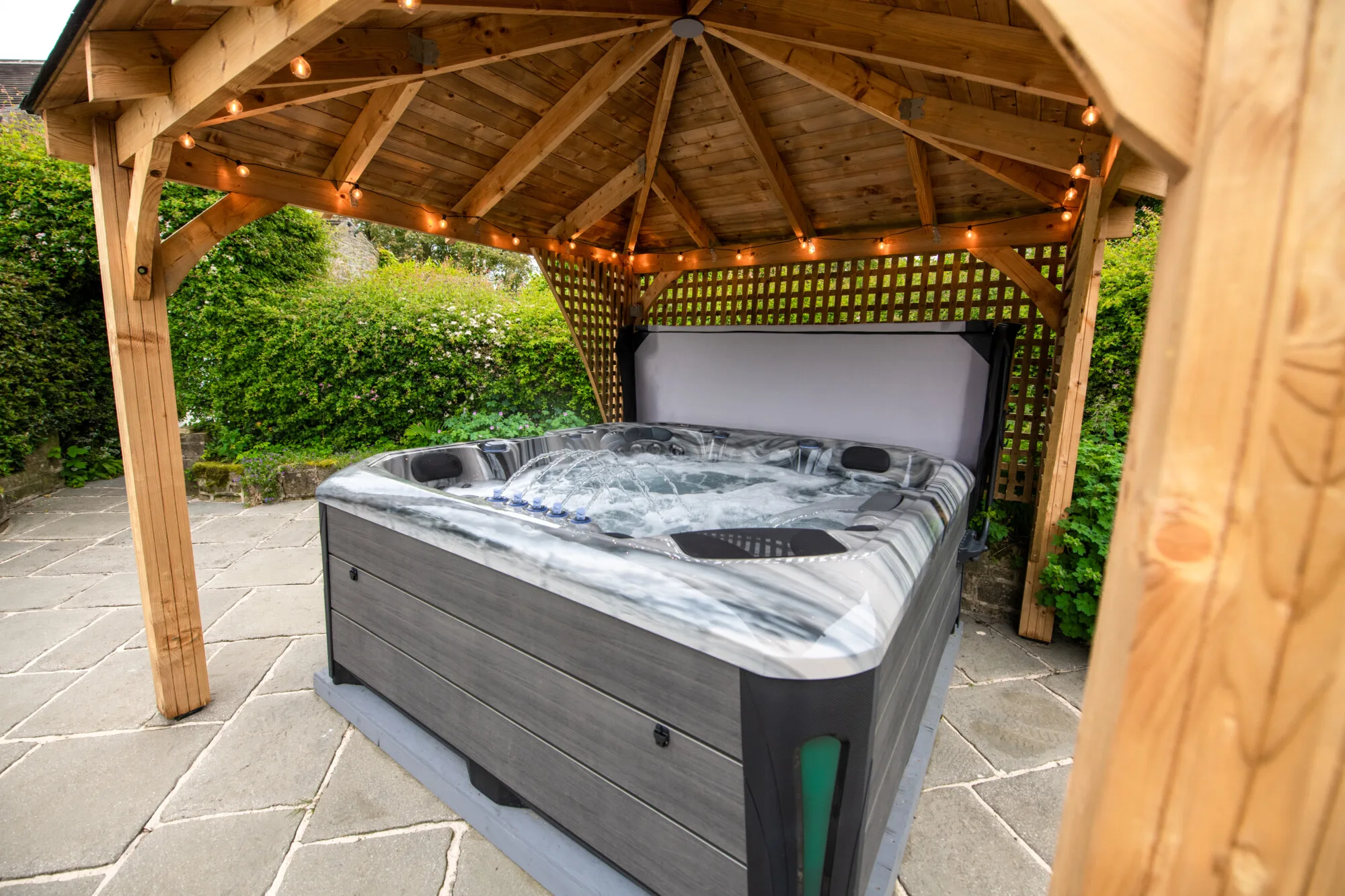 Barcelona hot tub for sale from Platinum Spas