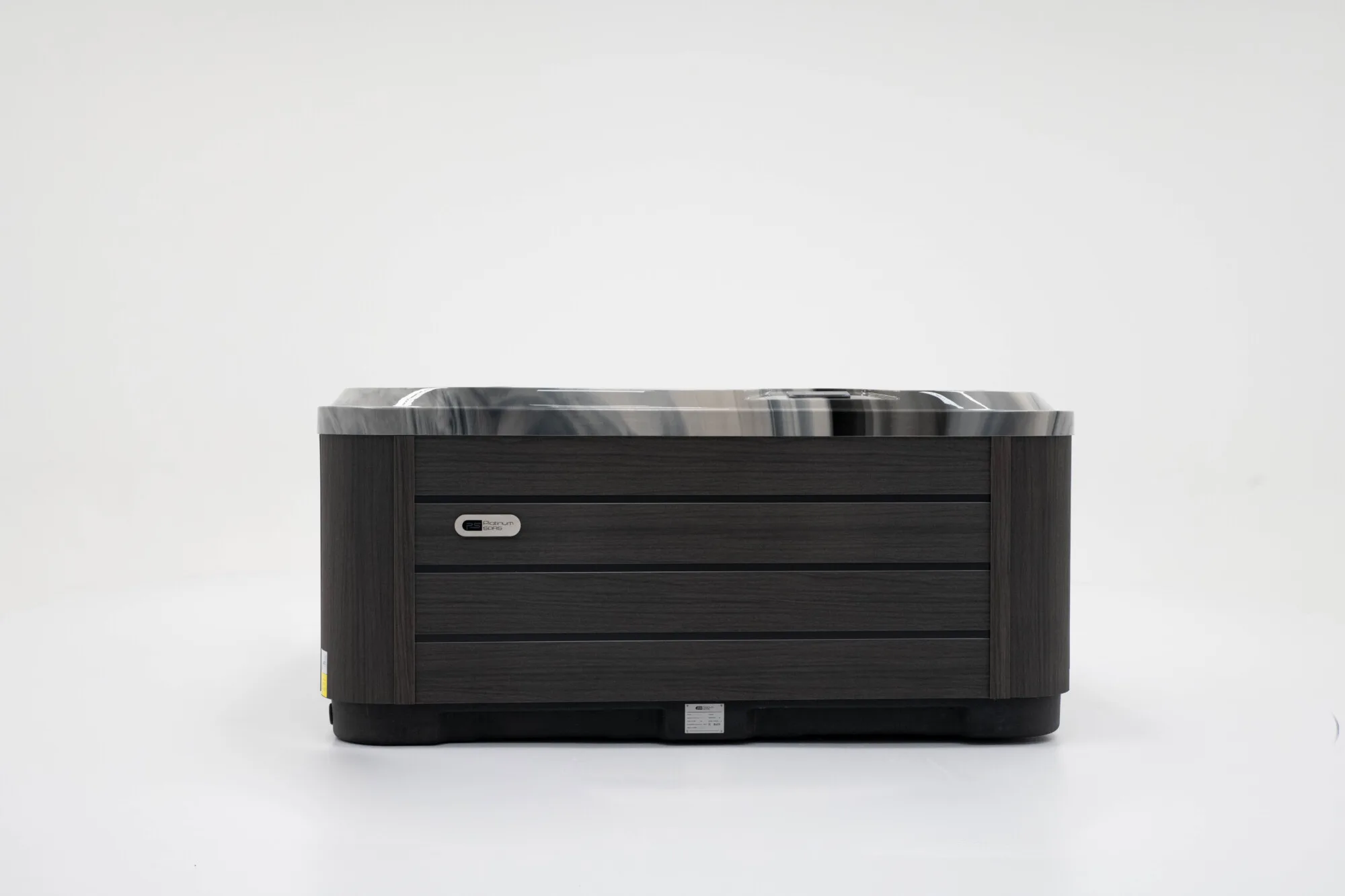 Refresh hot tub for sale from Platinum Spas