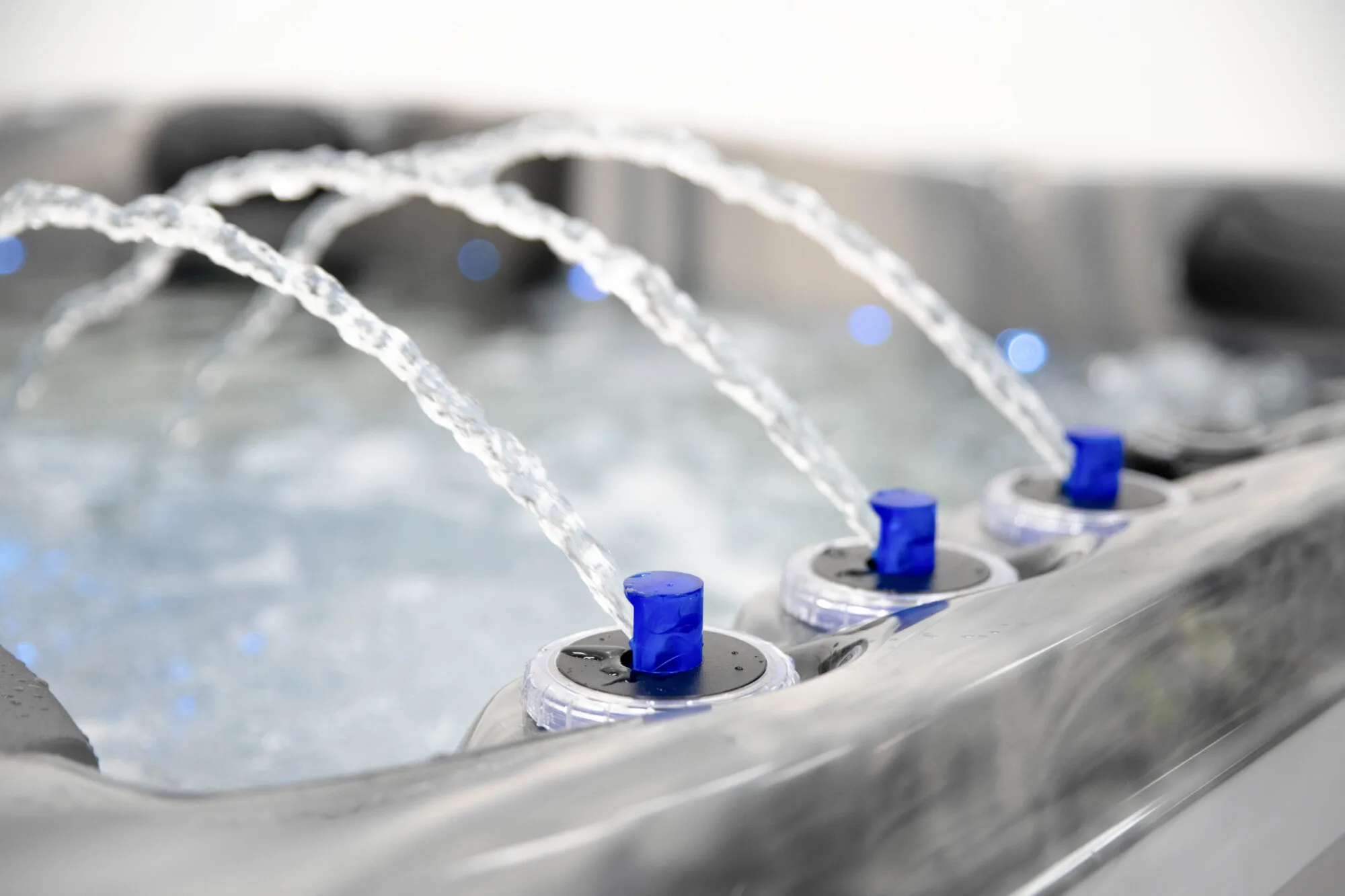 Refresh hot tub for sale from Platinum Spas