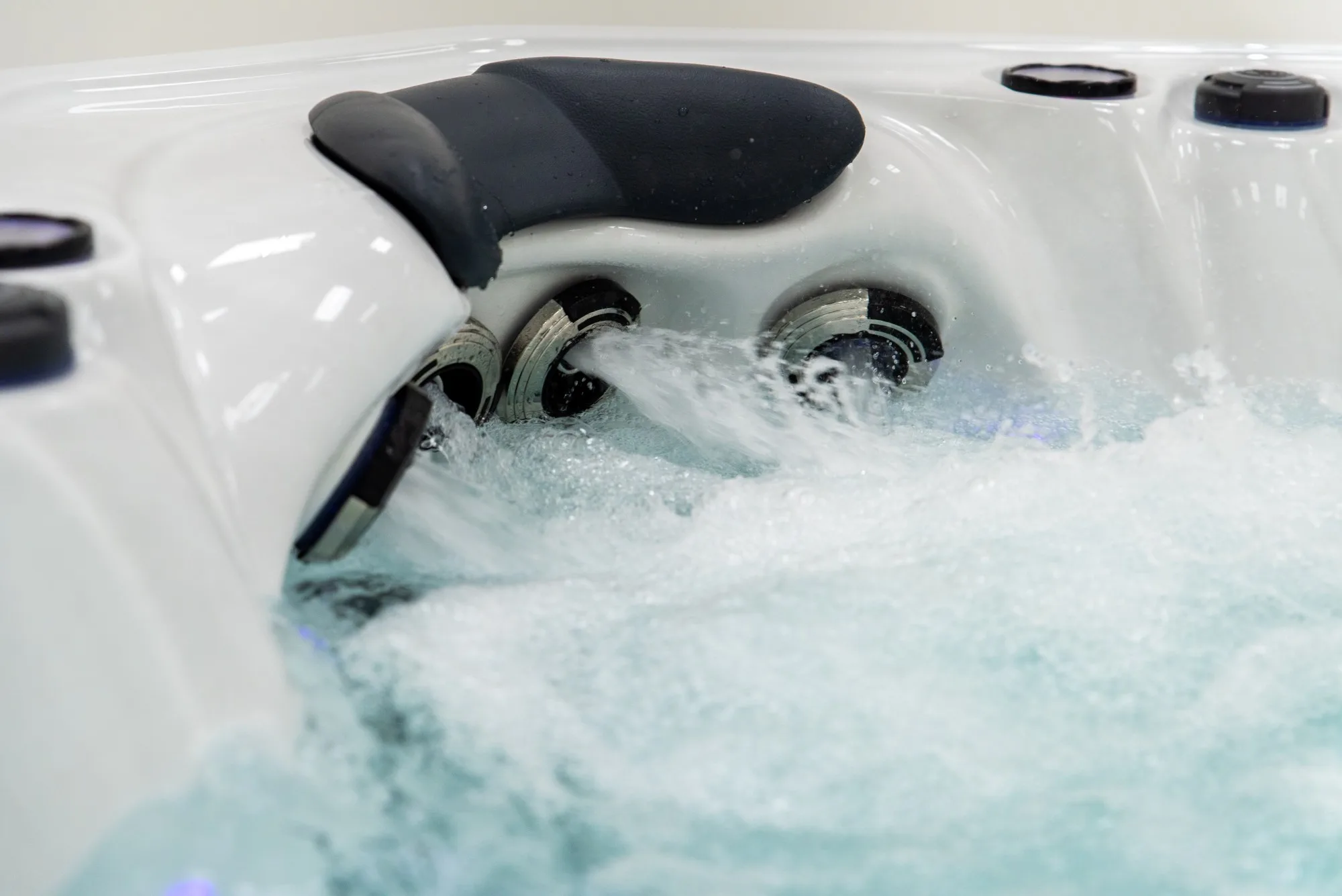 Tokyo hot tub for sale from Platinum Spas