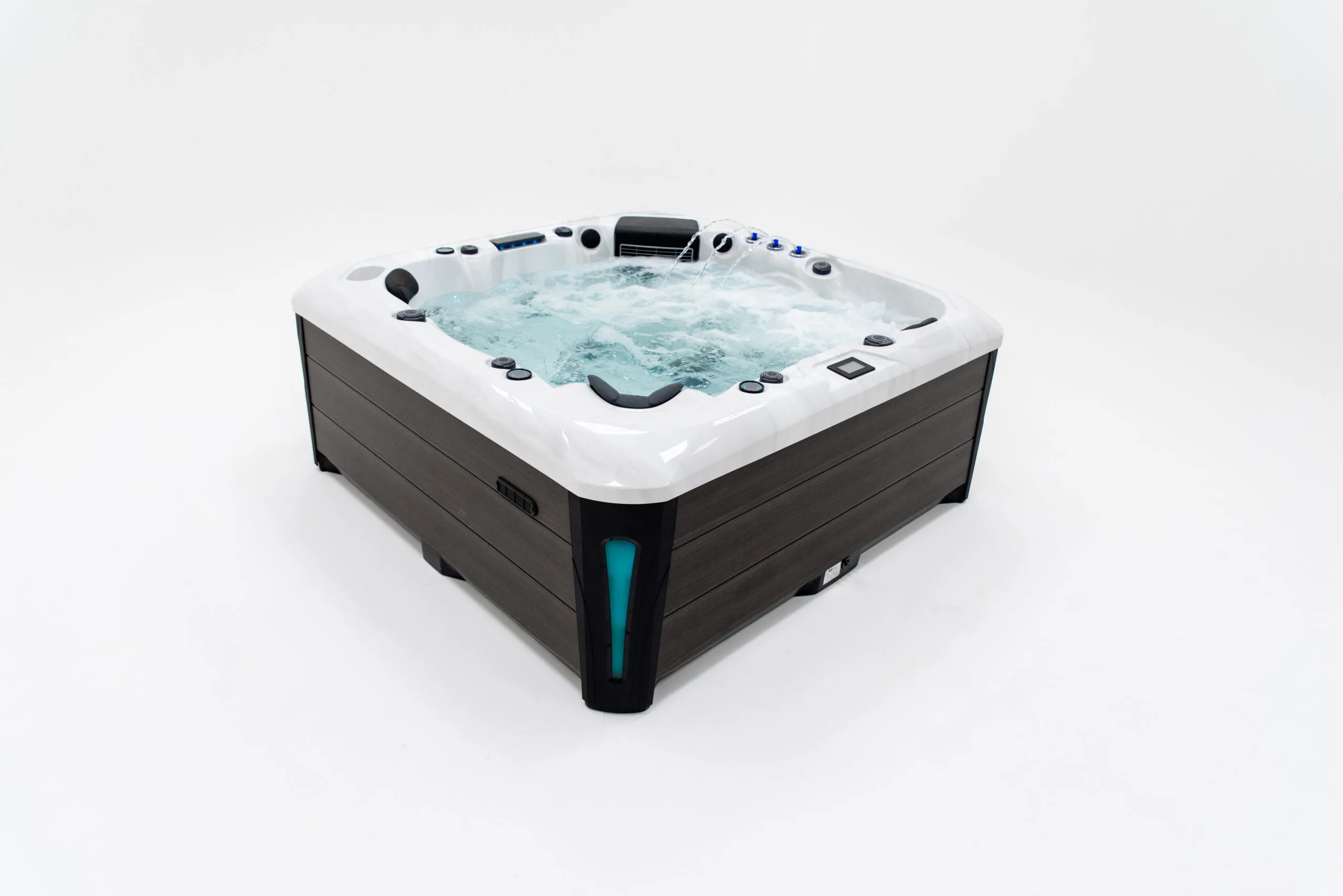 Tokyo hot tub for sale