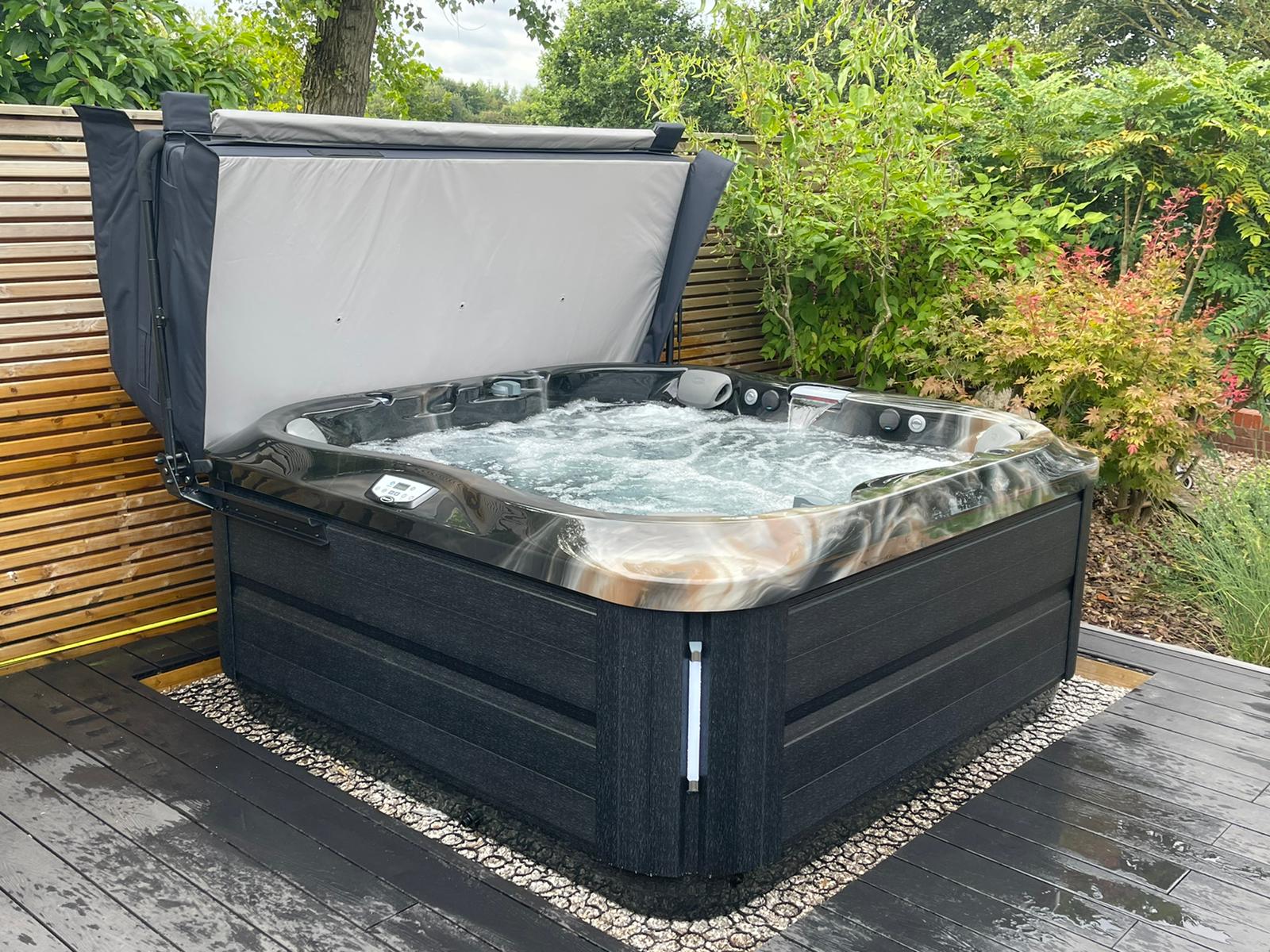 Jacuzzi J-335 hot tub for sale