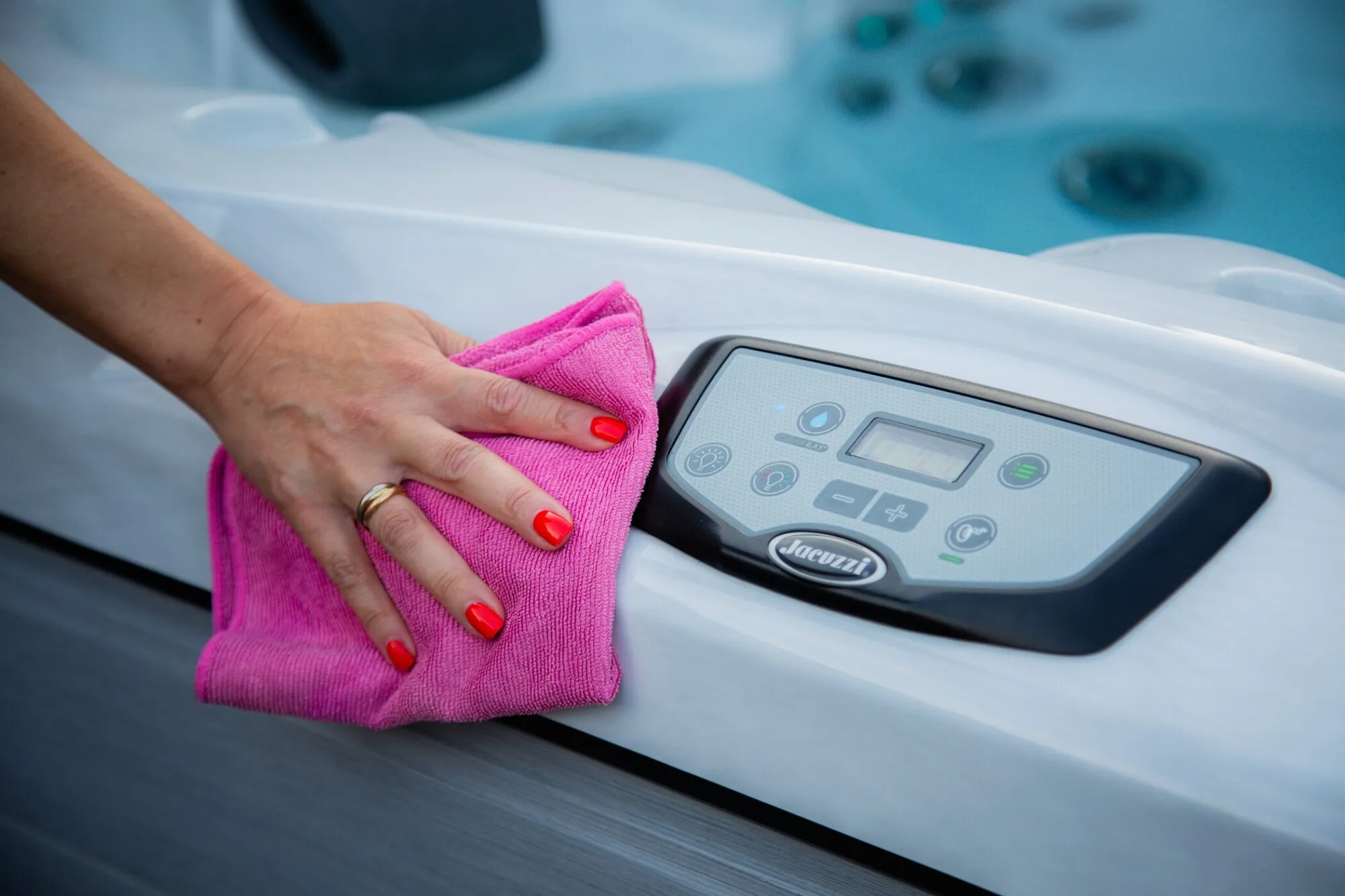Jacuzzi J-315 hot tub for sale