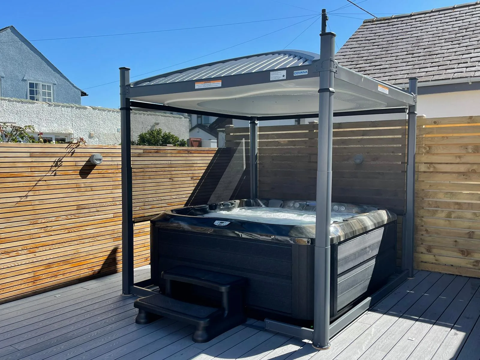 Jacuzzi J-375 hot tub for sale