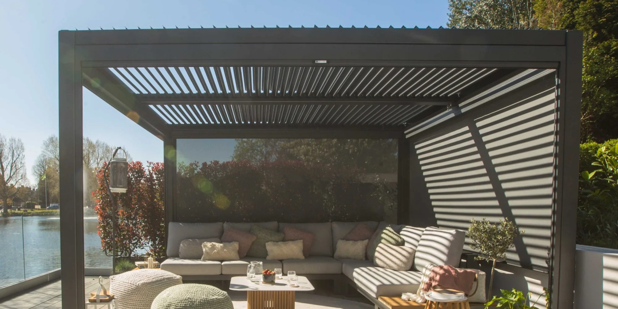 Pergola banner