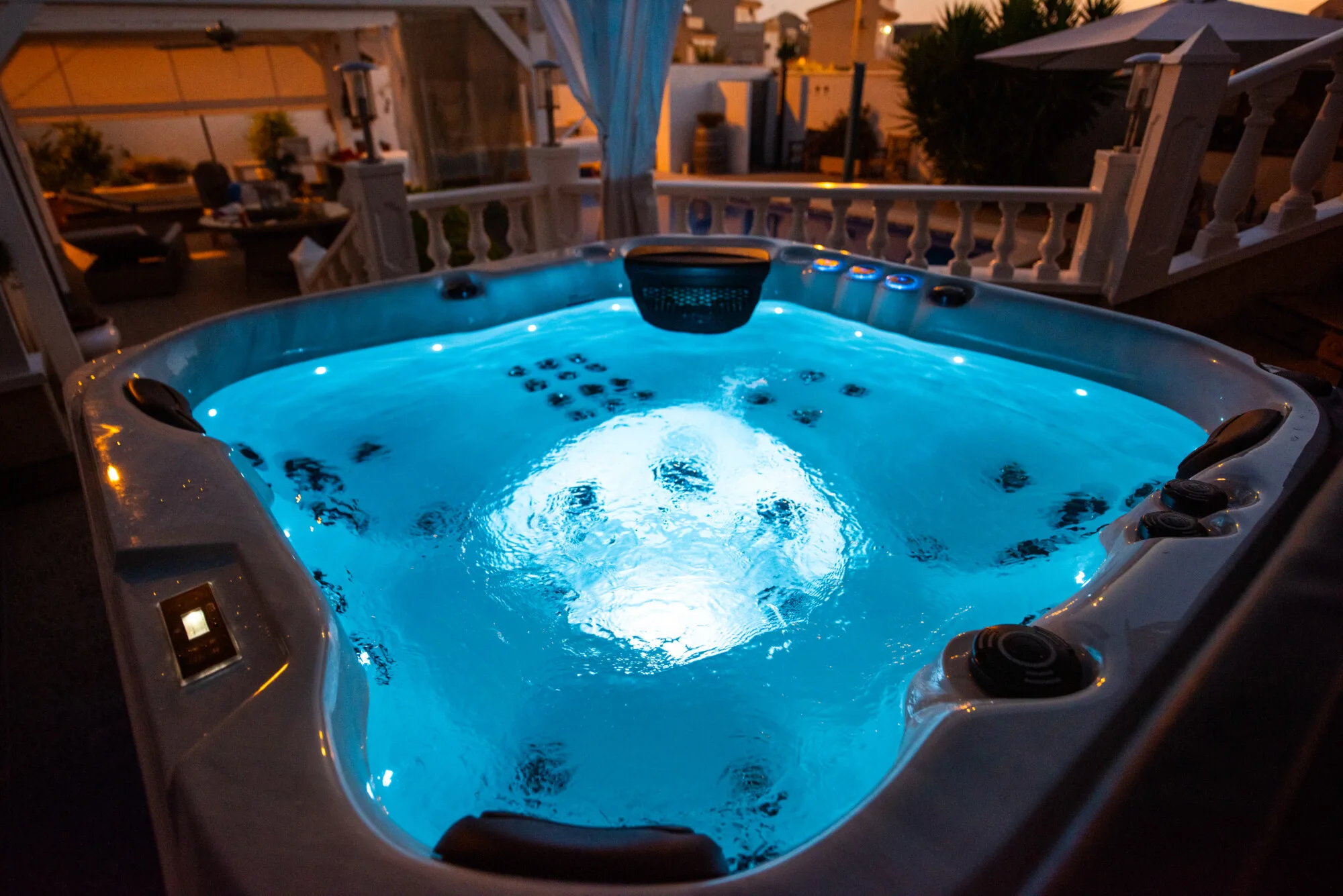 Platinum Spas Happy hot tub for sale