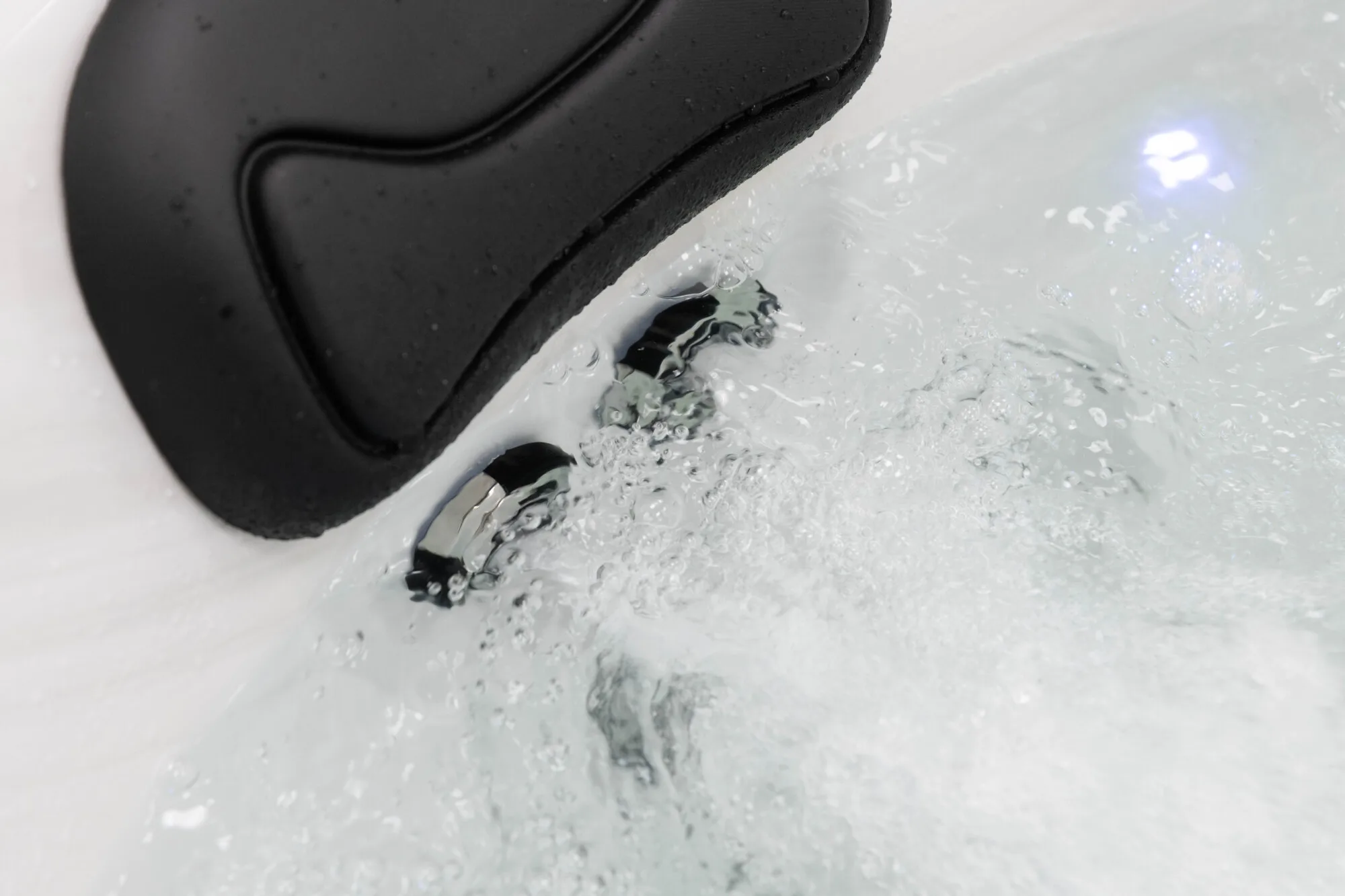 Tahiti Hot Tub For Sale By Platinum Spas