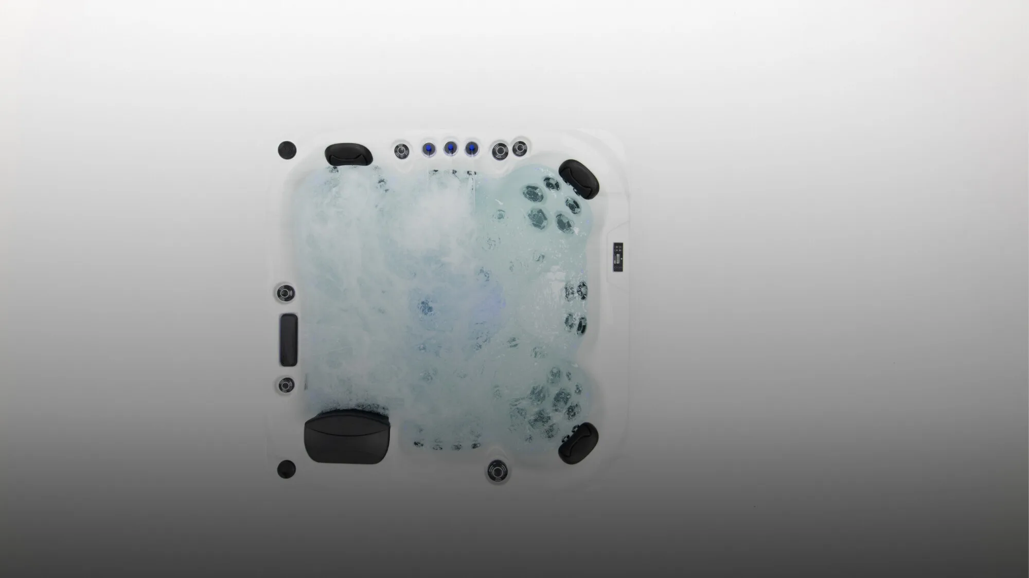 Palma hot tub for sale from Platinum Spas video