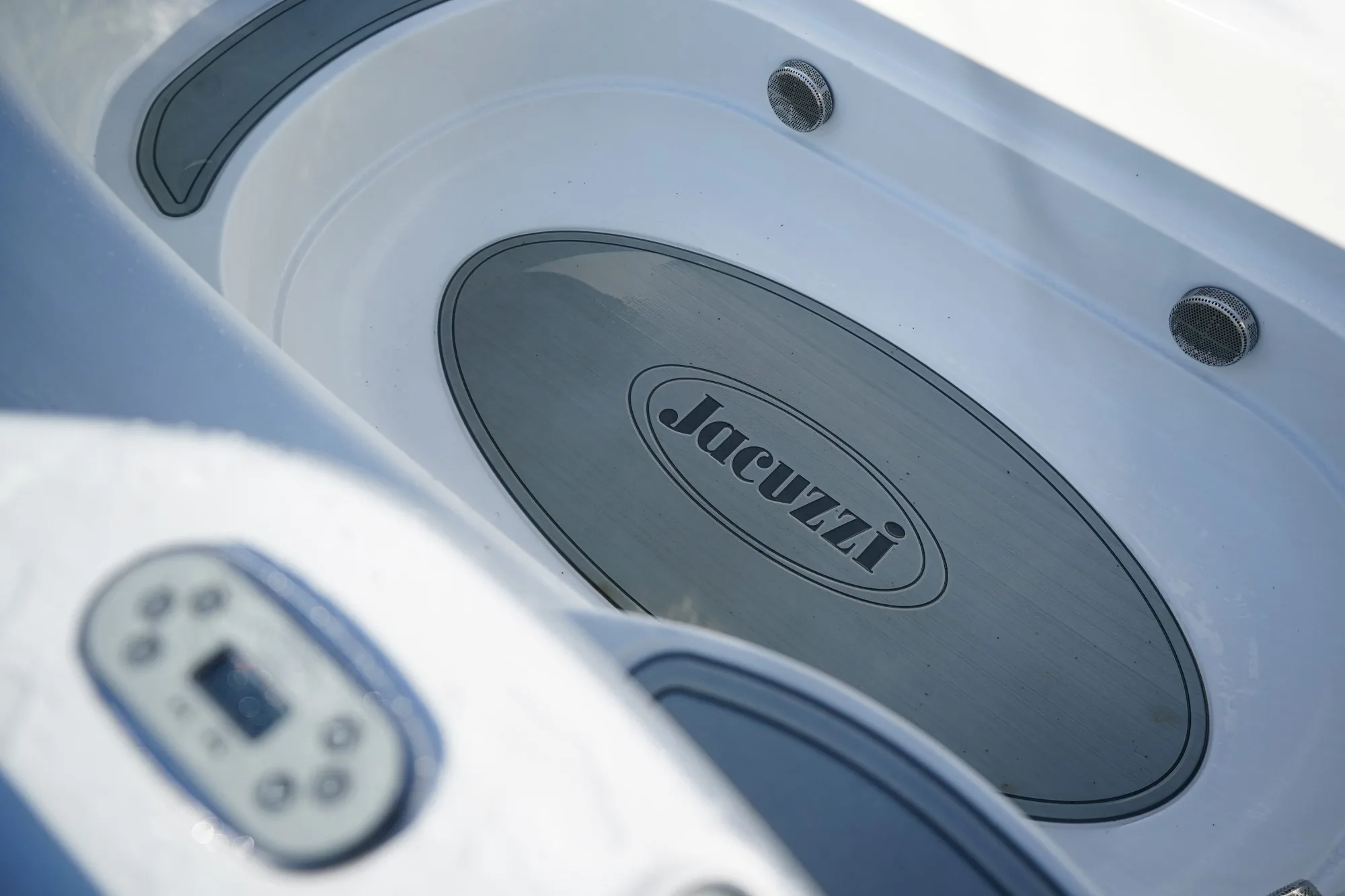 Jacuzzi PowerPlay J-13 swim spa for sale