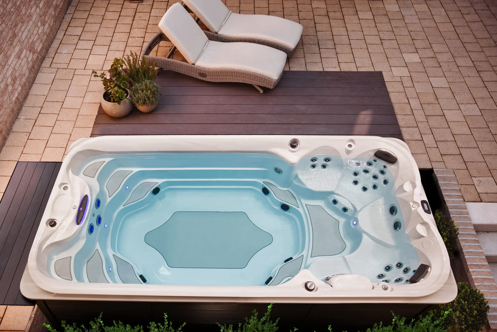 Jacuzzi PowerActive swim spa for sale