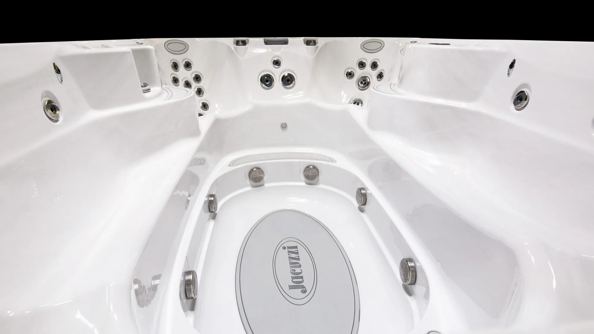 Jacuzzi PowerPlay J-13 swim spa for sale