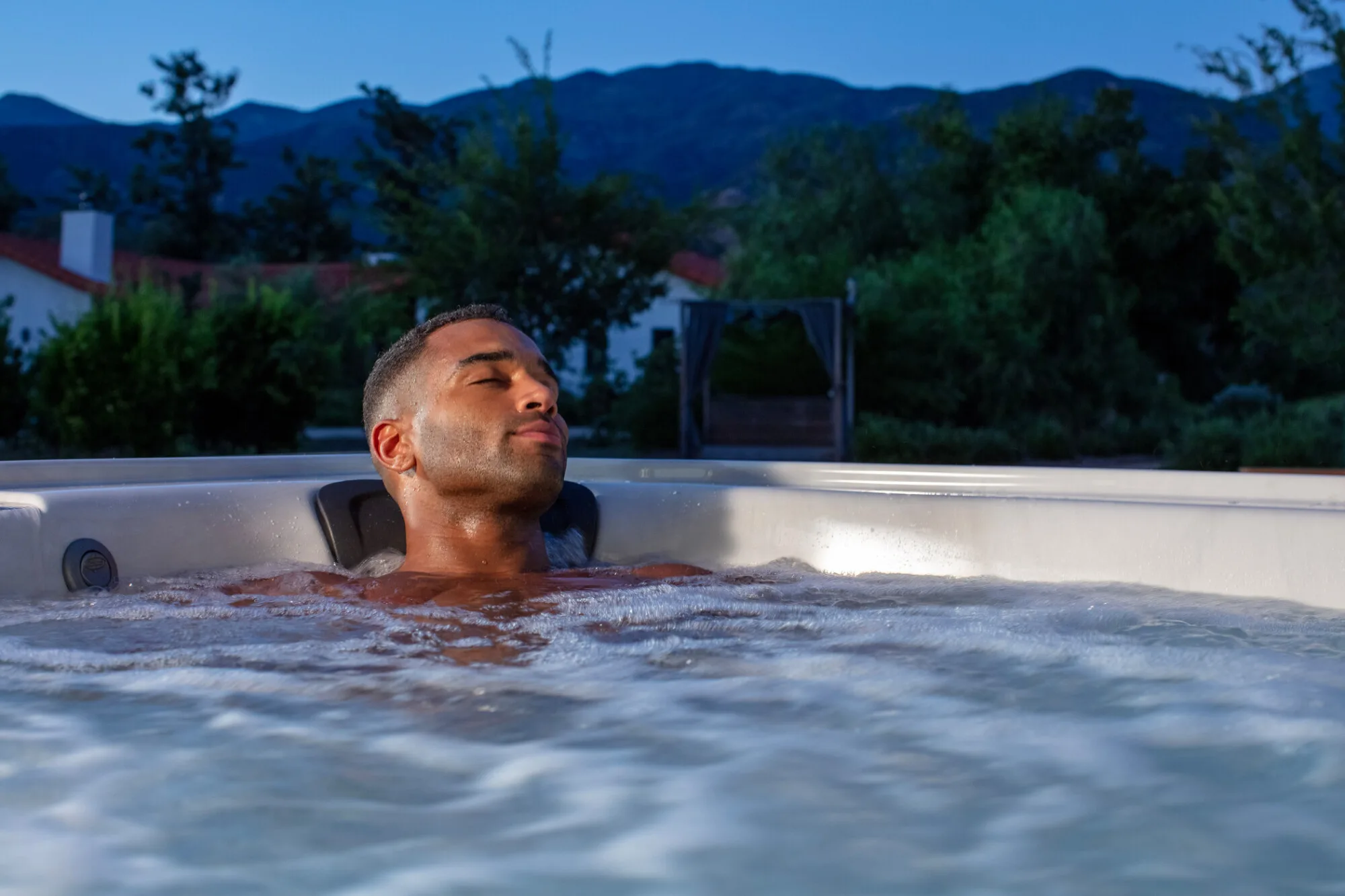 Jacuzzi JLX hot tub for sale