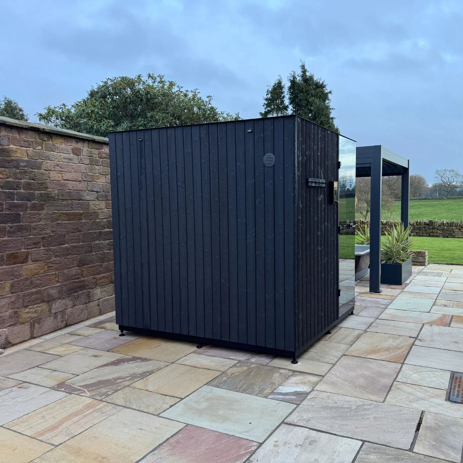 Signature 240, Luxury Outdoor Sauna for sale
