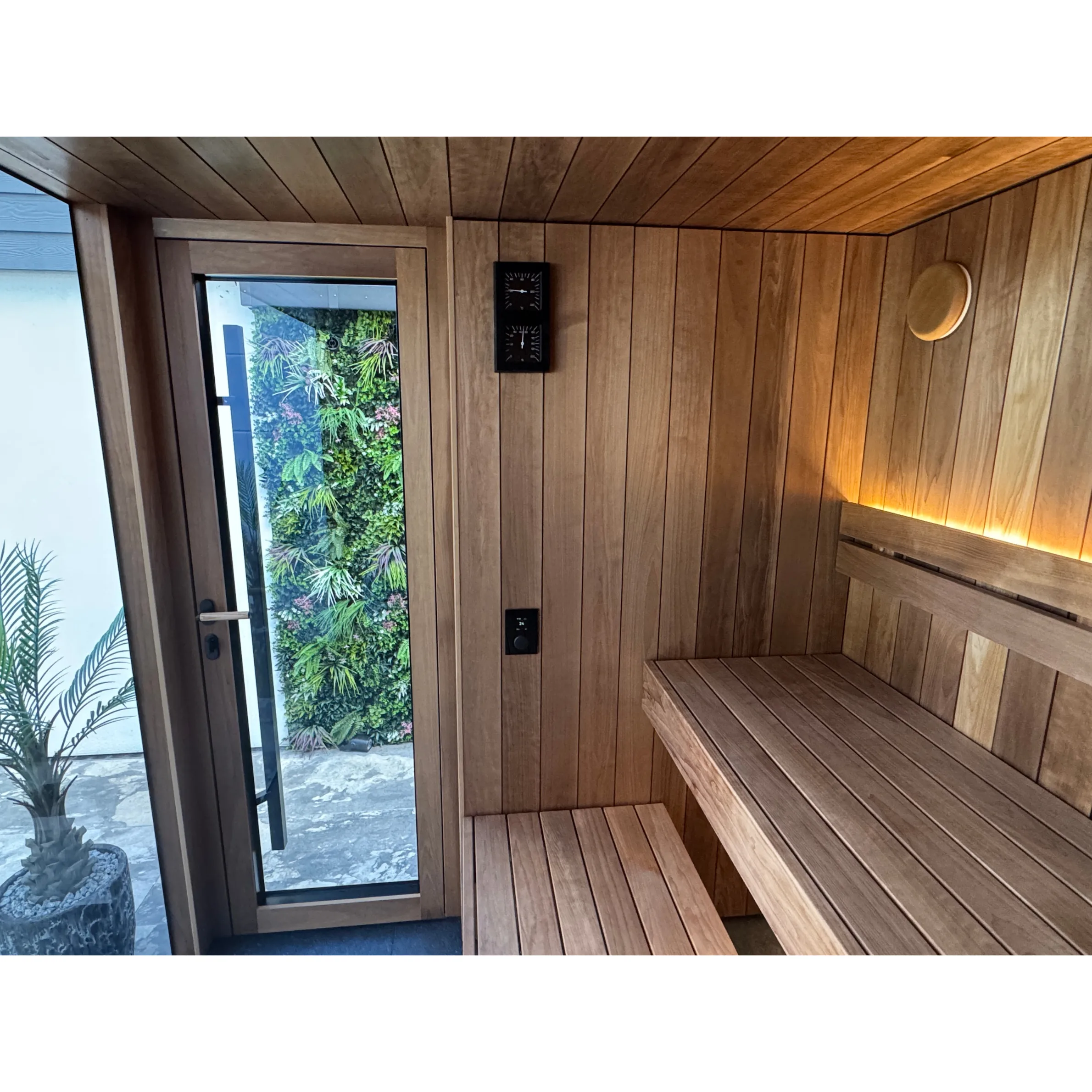 EIRA Sauna. Signature 240.