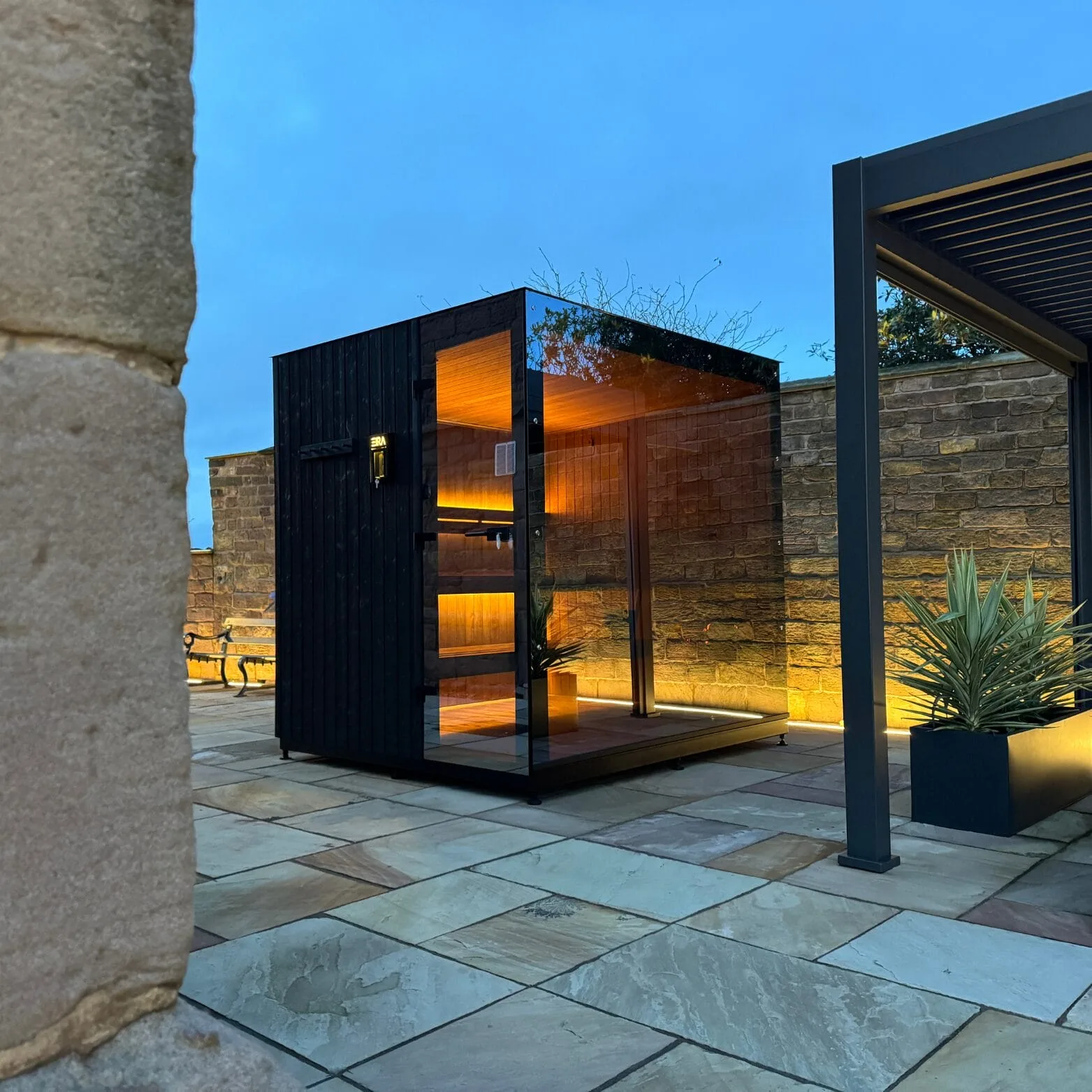 Signature 240, Luxury Outdoor Sauna for sale