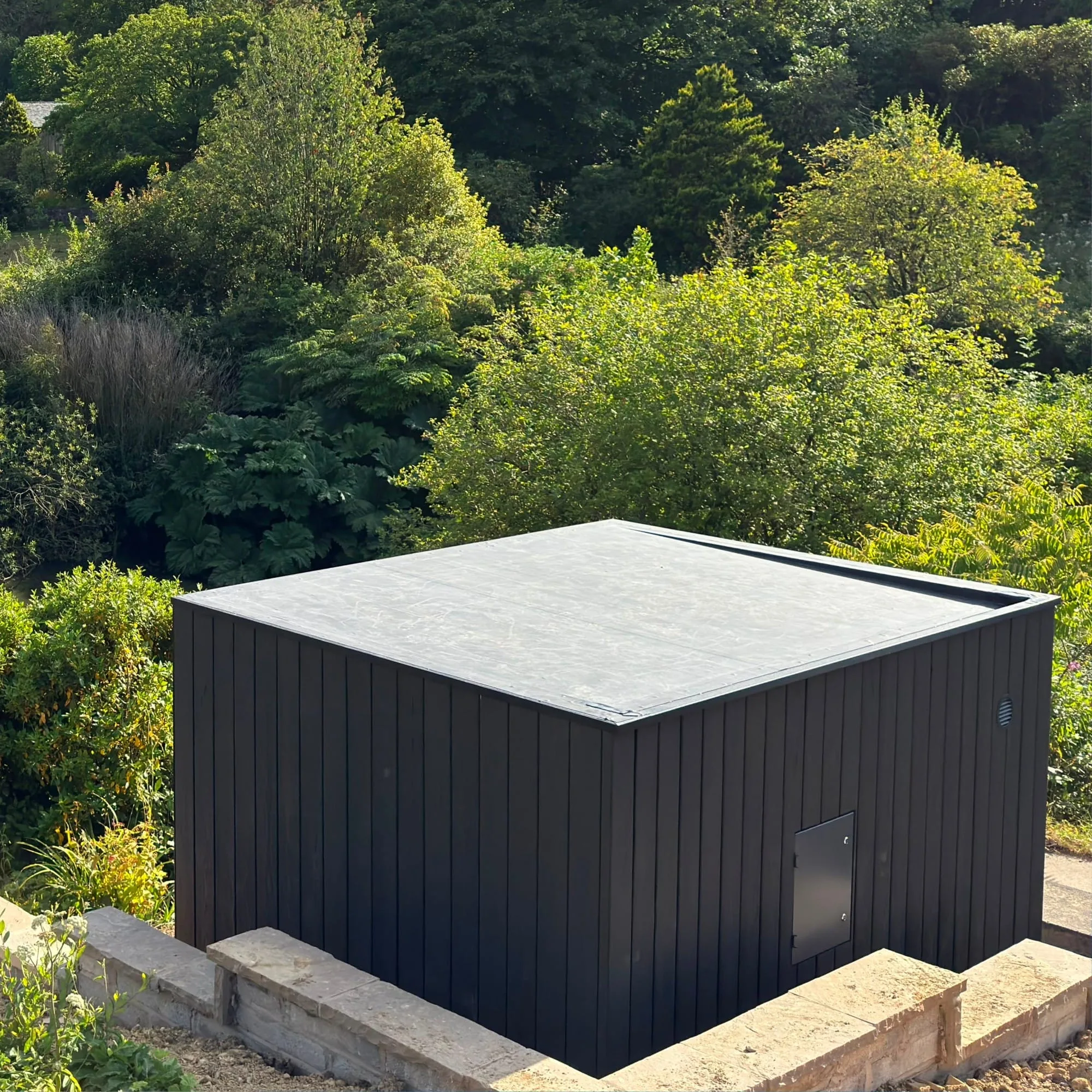 Luxury Outdoor Signature Saunas For Sale. EIRA Saunas.