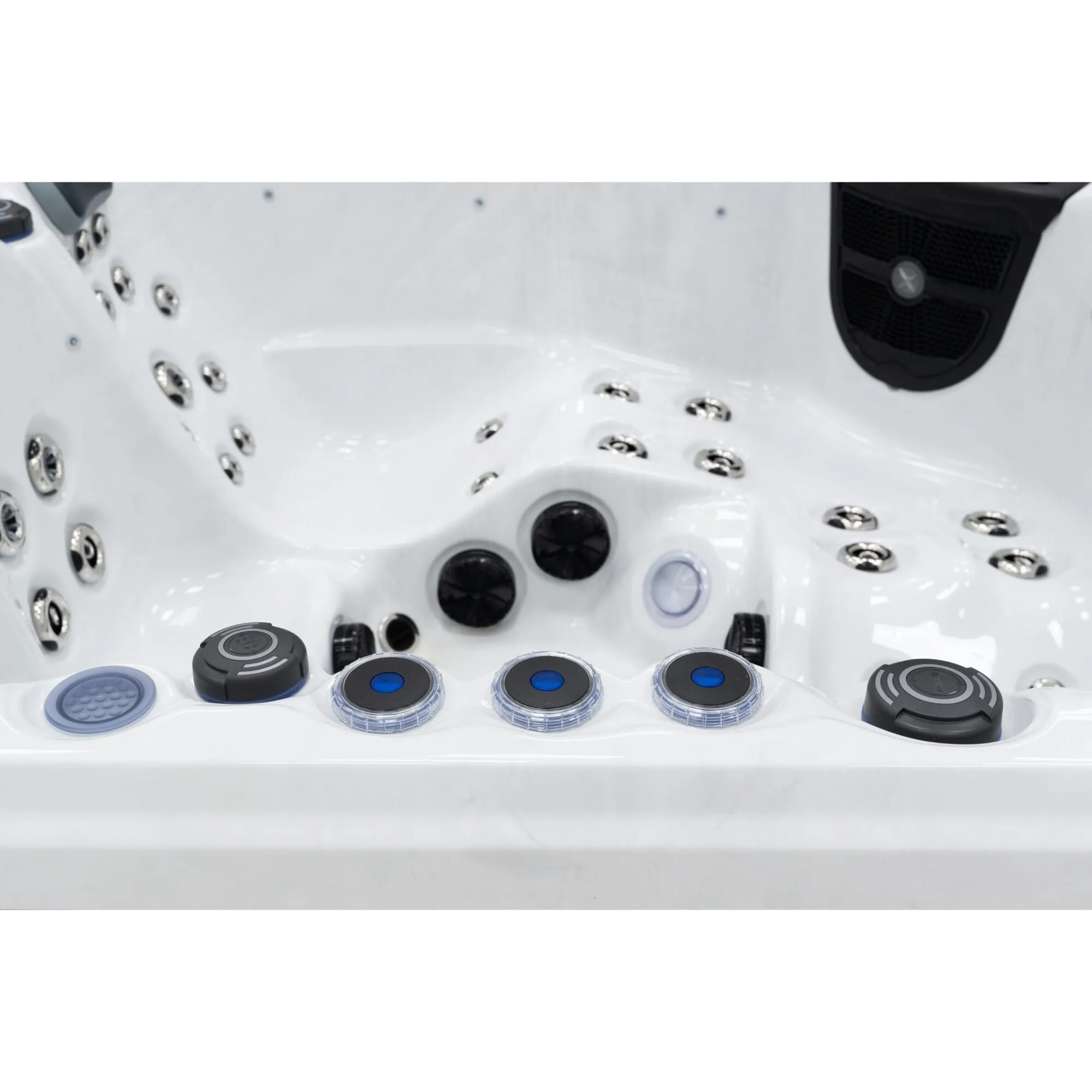 Newcastle hot tub for sale
