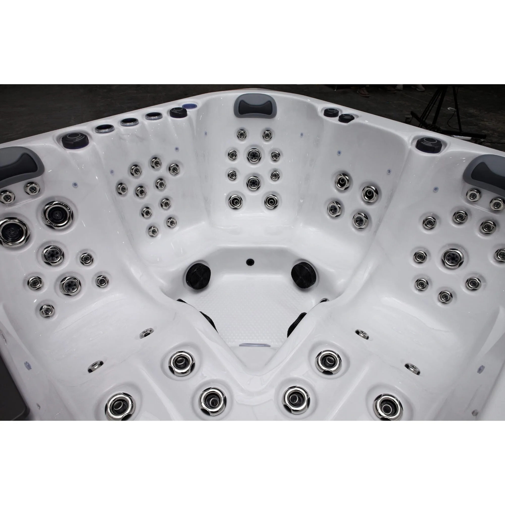Newcastle hot tub for sale