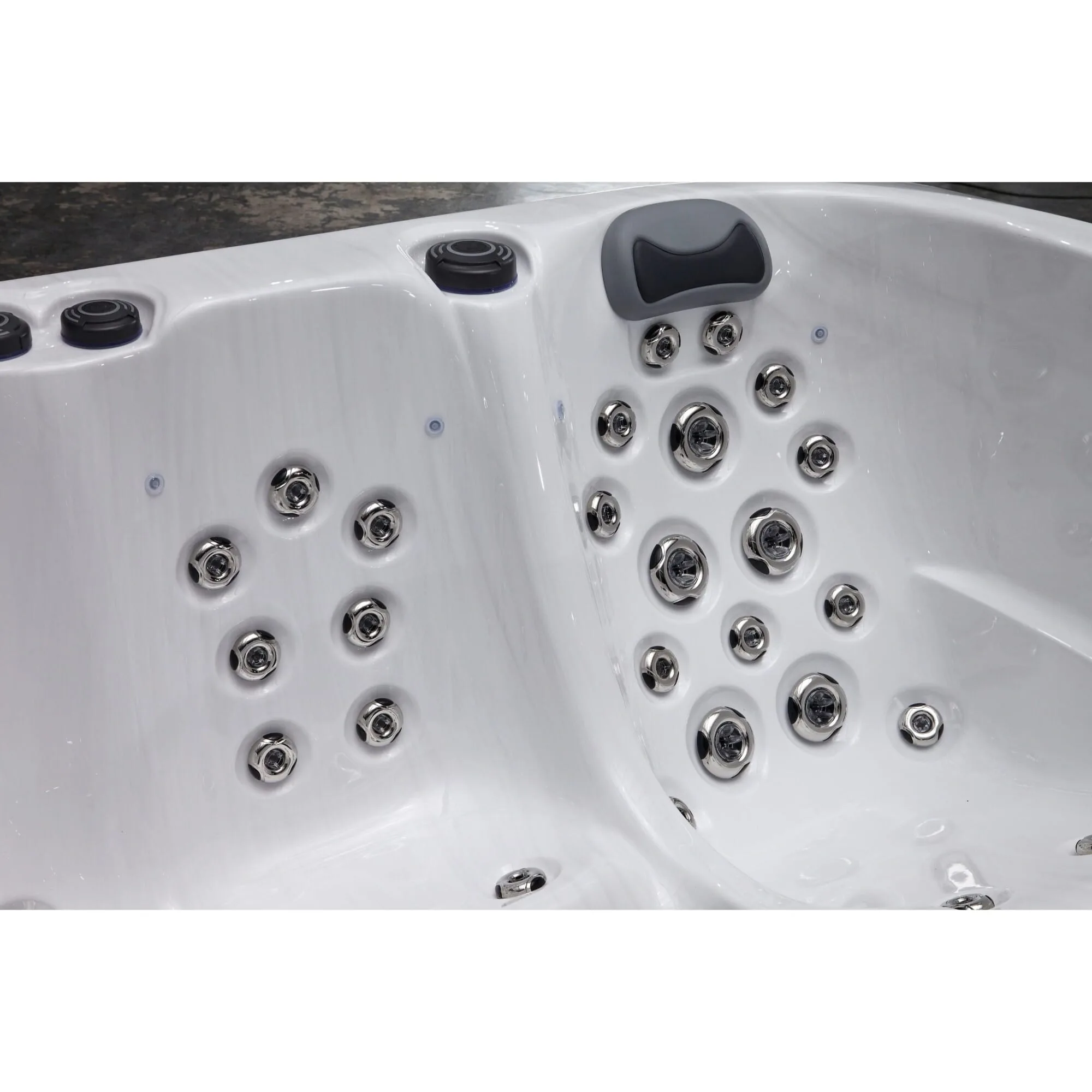 Knutsford hot tub for sale. UK Hot Tubs.