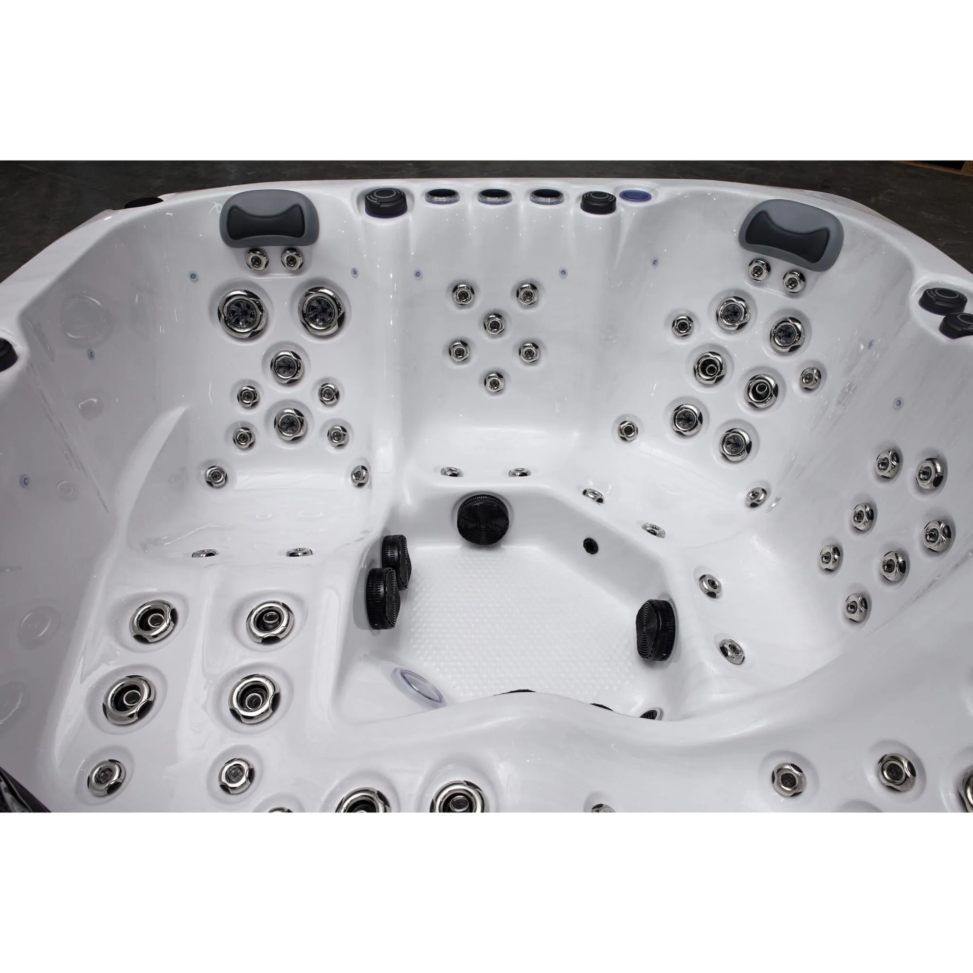 Knutsford hot tub for sale. UK Hot Tubs.
