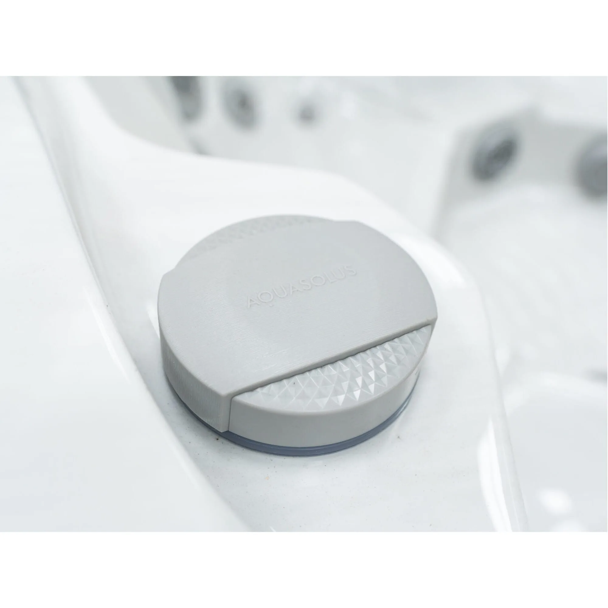 Calma hot tub by AquaSolus