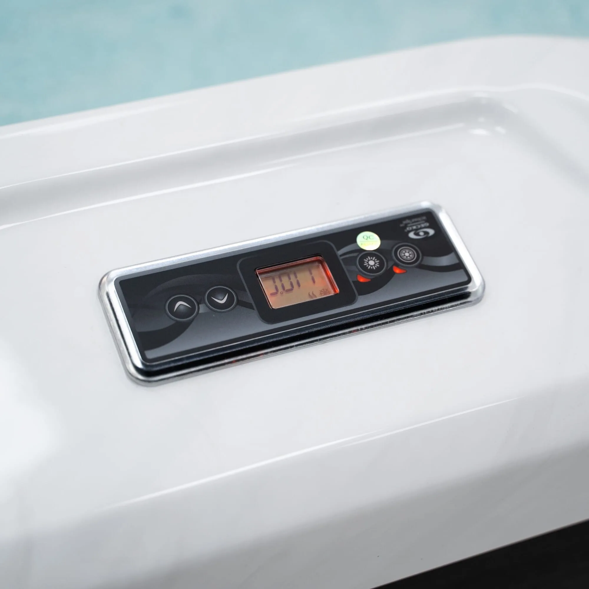 K300 control panel for the range of 13 amp UK hot tubs