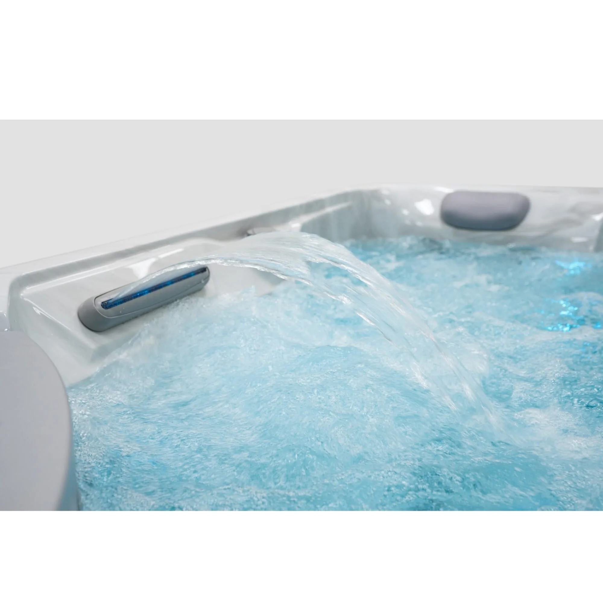 Aspen hot tub by AquaSolus for Sale