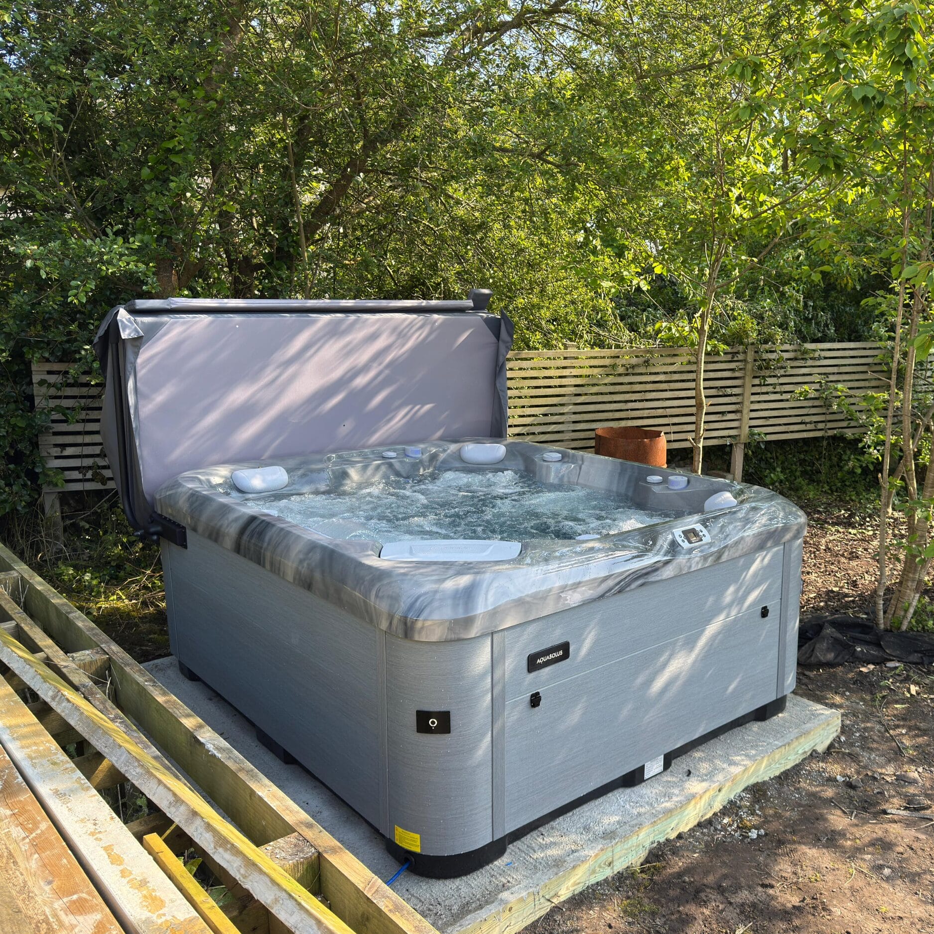 Aspen hot tub by AquaSolus for sale