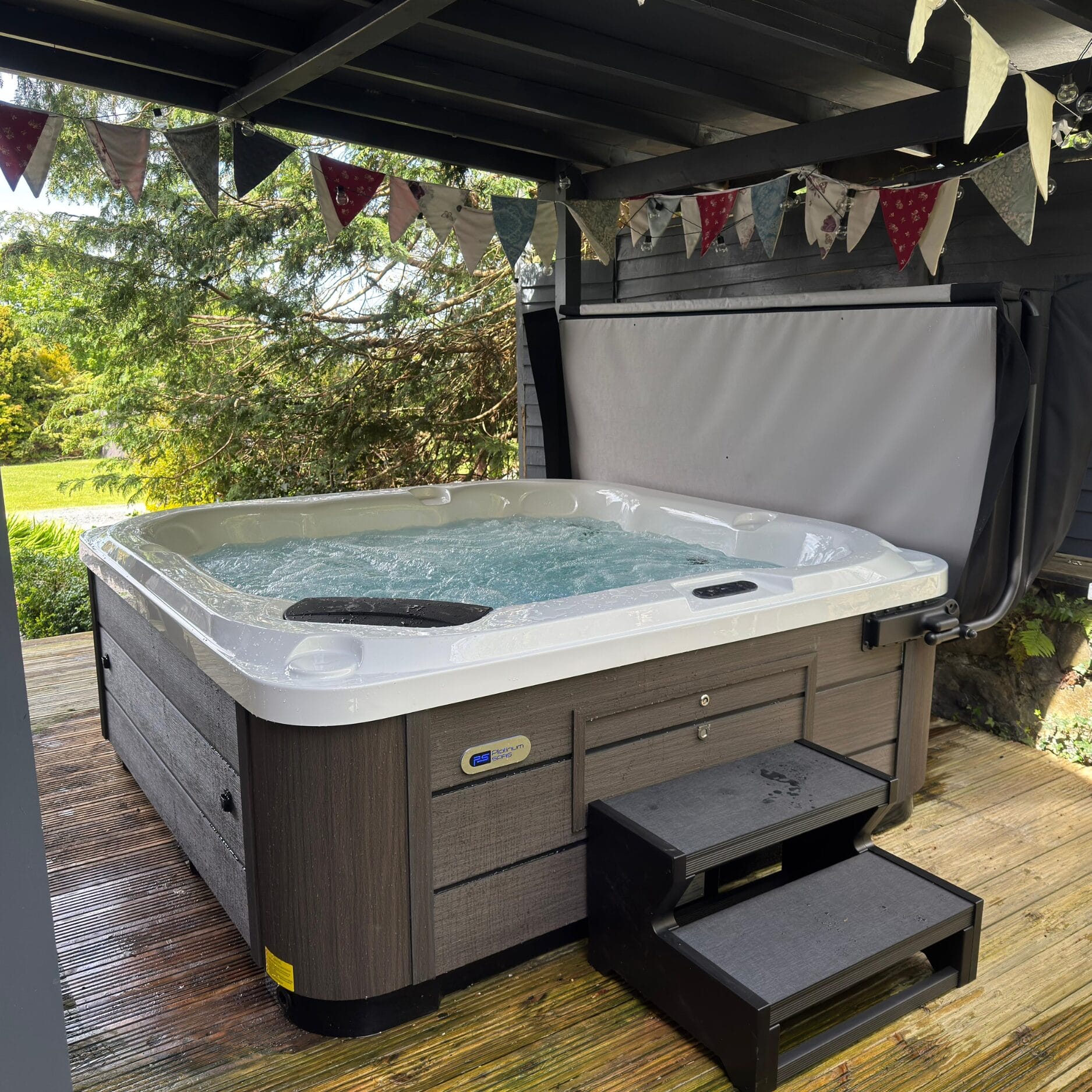 Vacation Social, hot tub designed for holiday lets for sale.