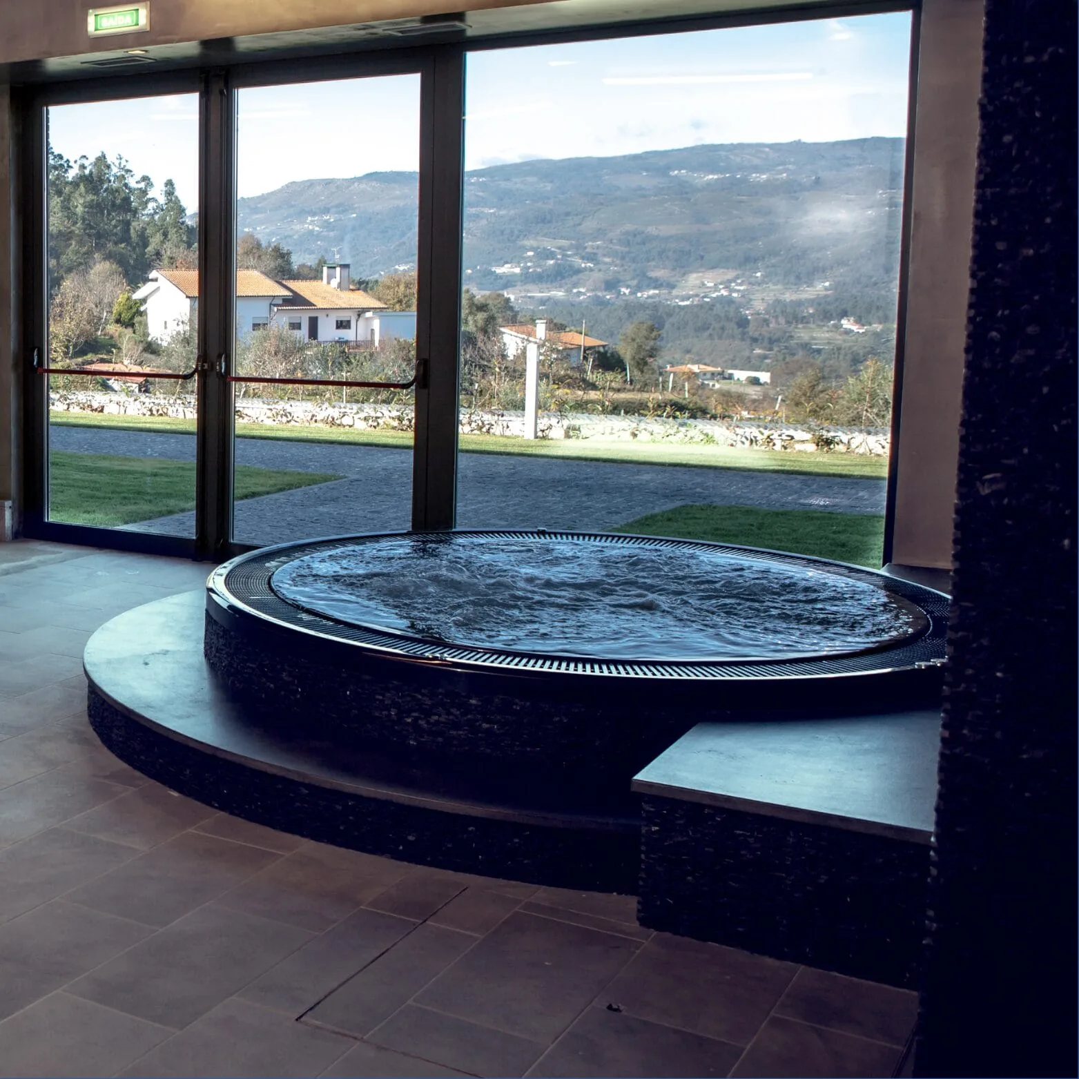 EIRA Commercial Ice Bath