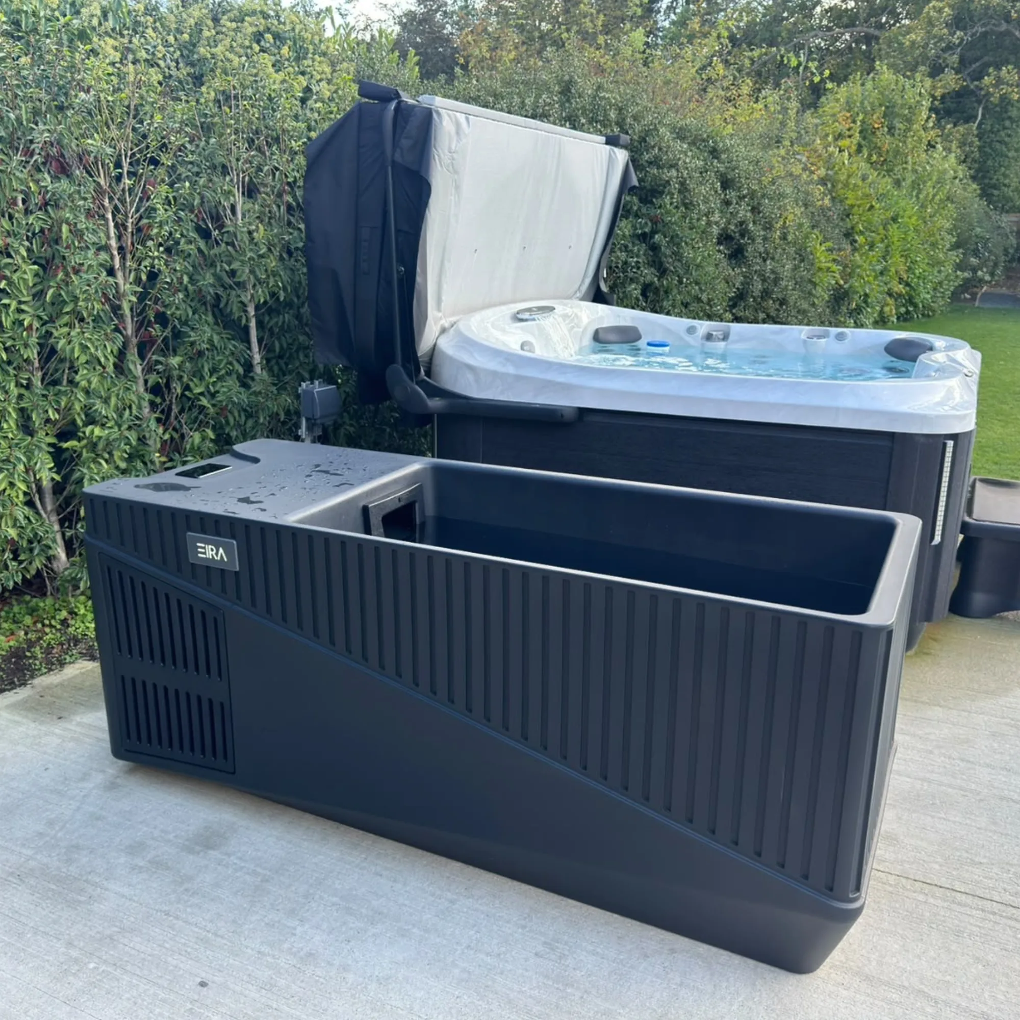 ALVA ice bath by EIRA. Designed for gyms and wellness centres.