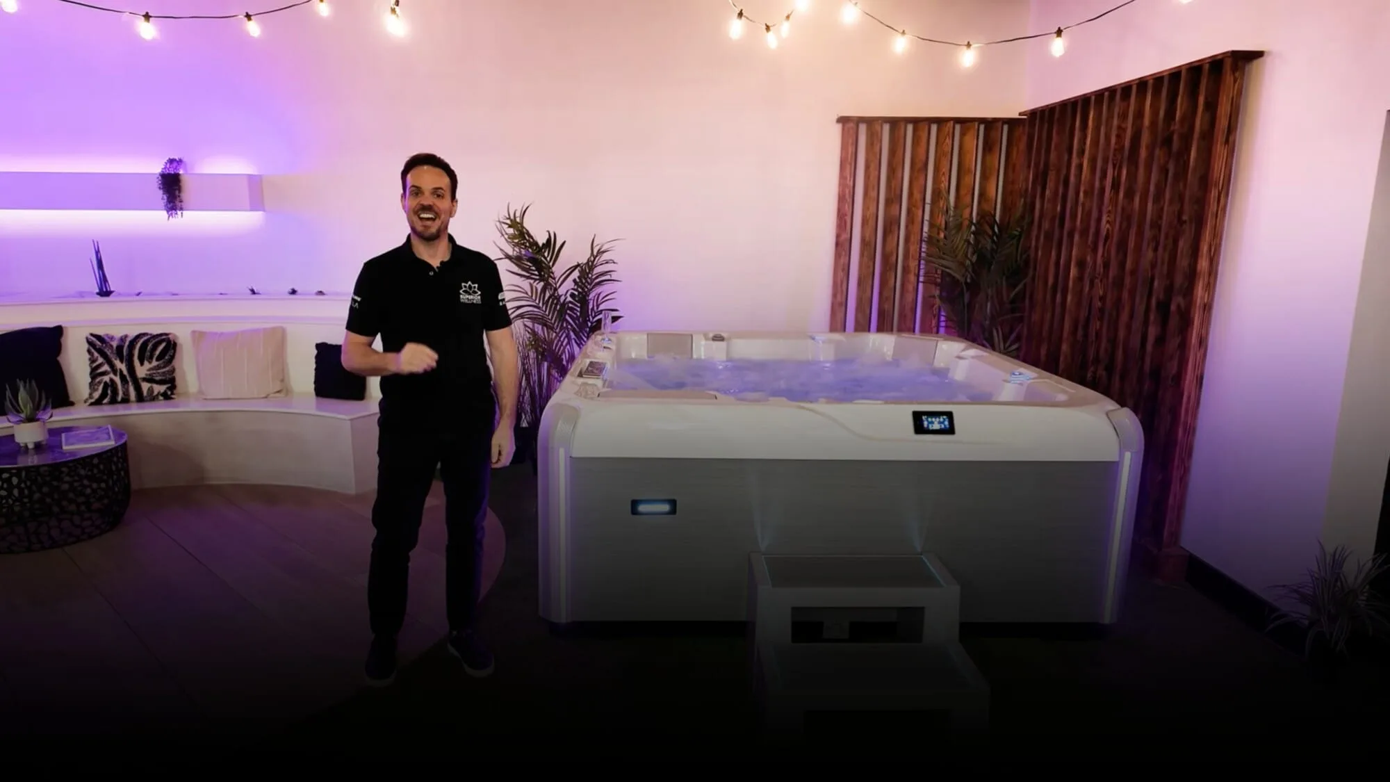 Cascade hot tub by AquaSolus