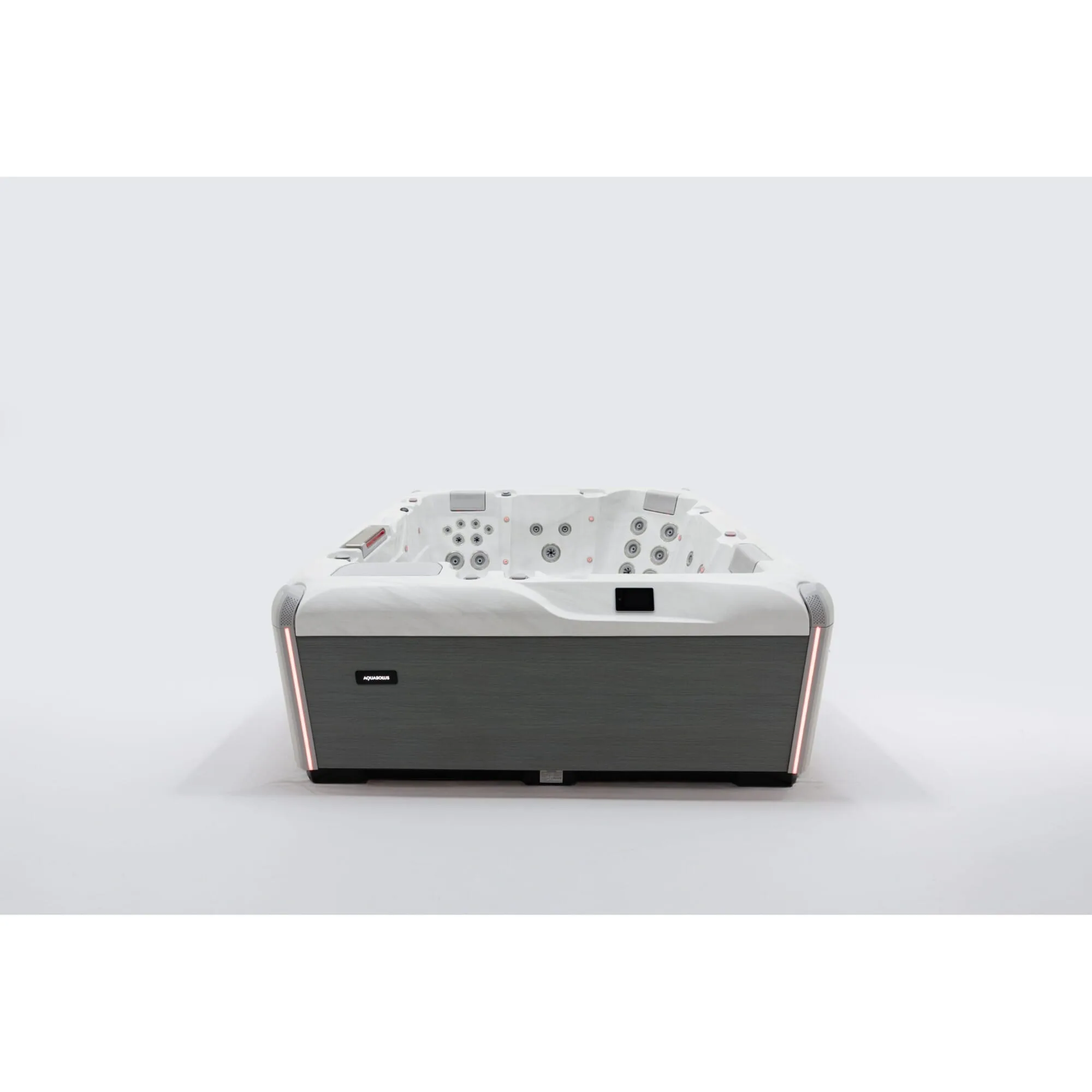Cascade Aquasolus hot tub for sale