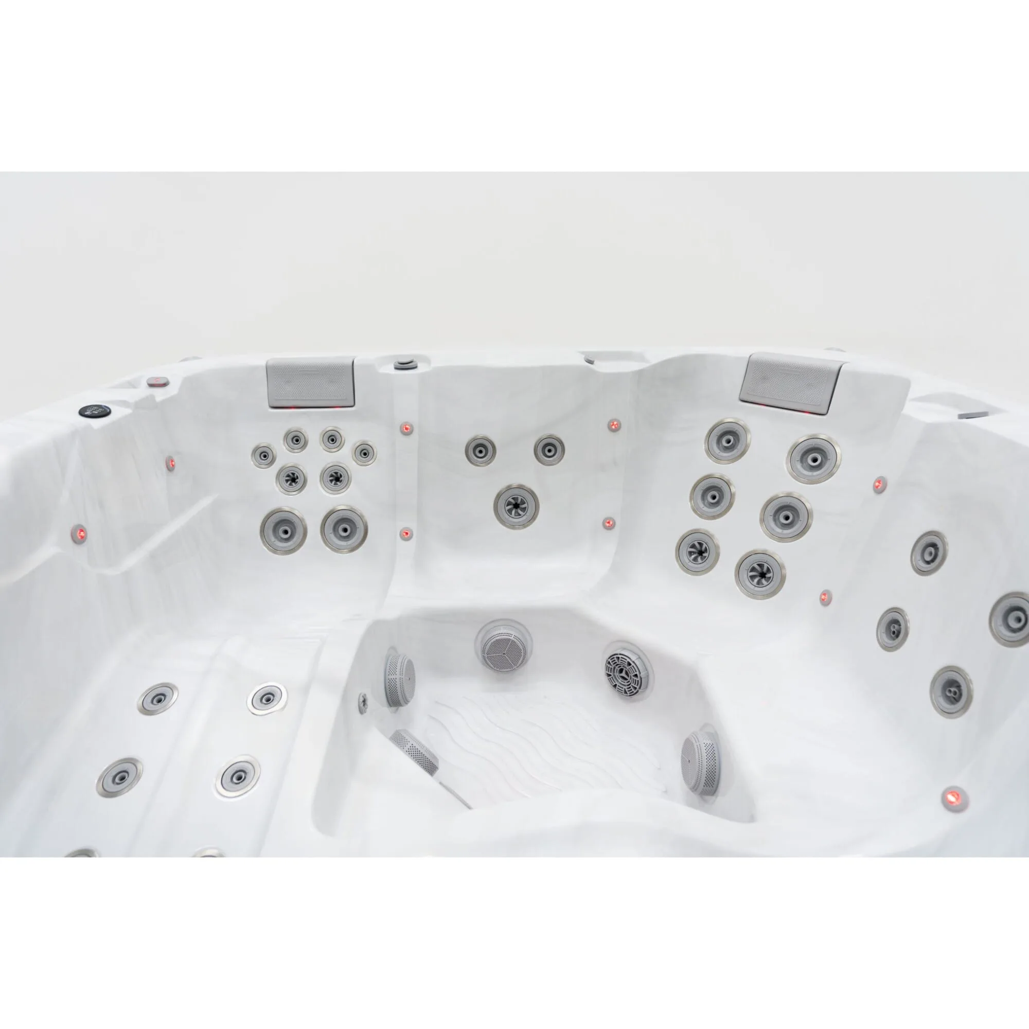 Cascade Aquasolus hot tub for sale