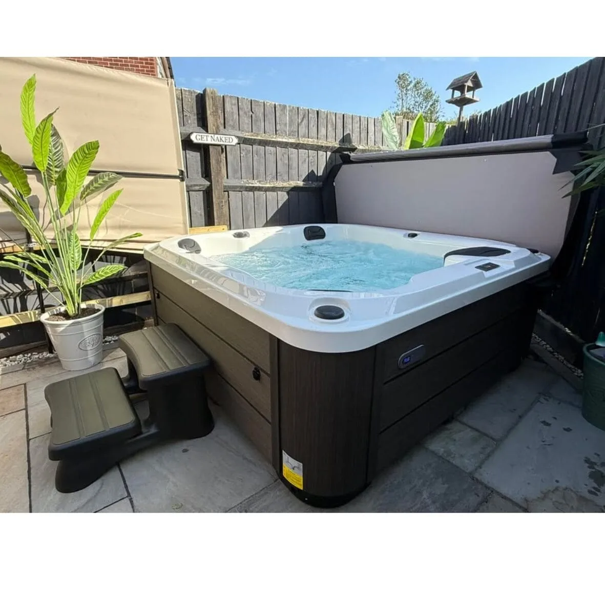 Reims hot tub by Platinum Spas for sale