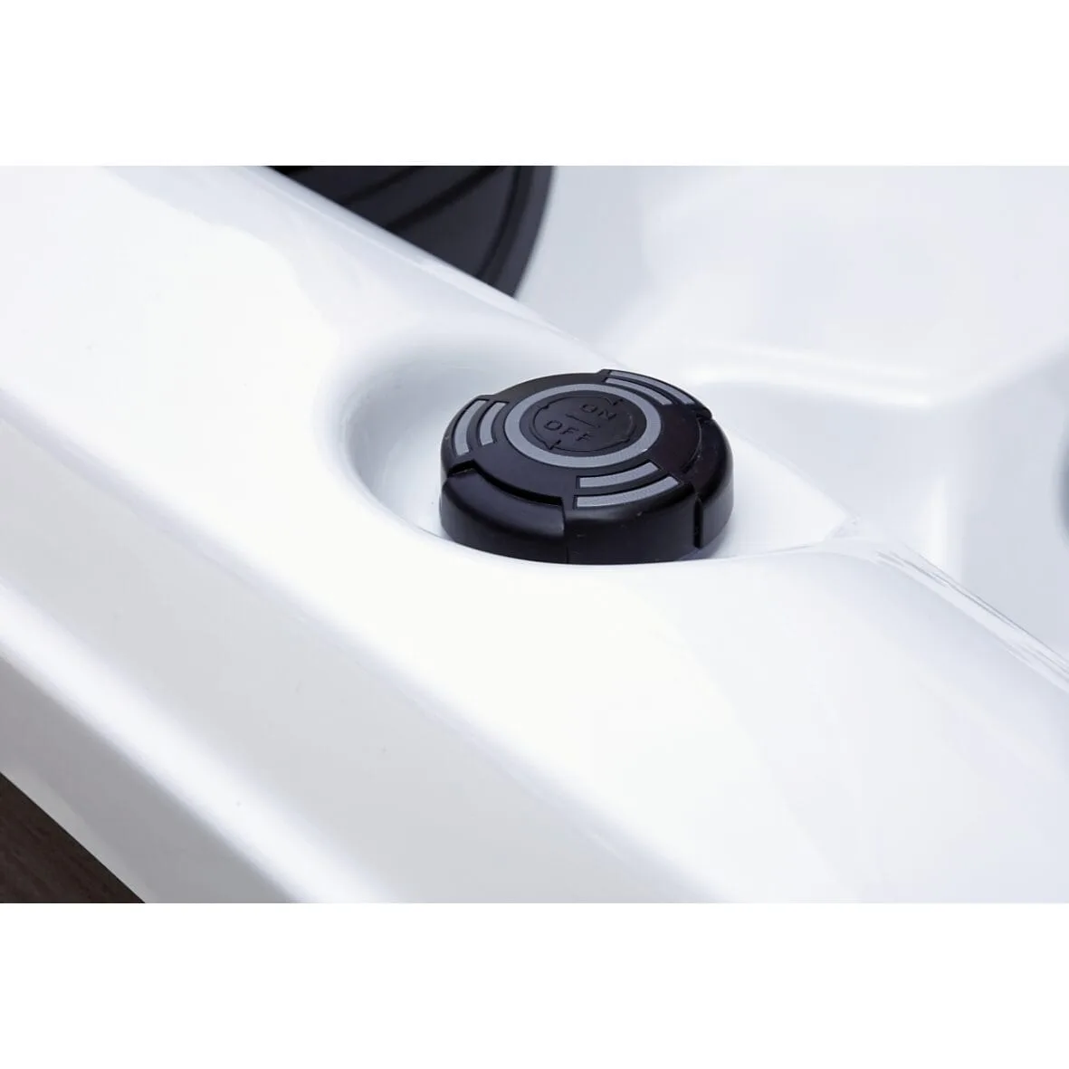 Reims hot tub by Platinum Spas for sale